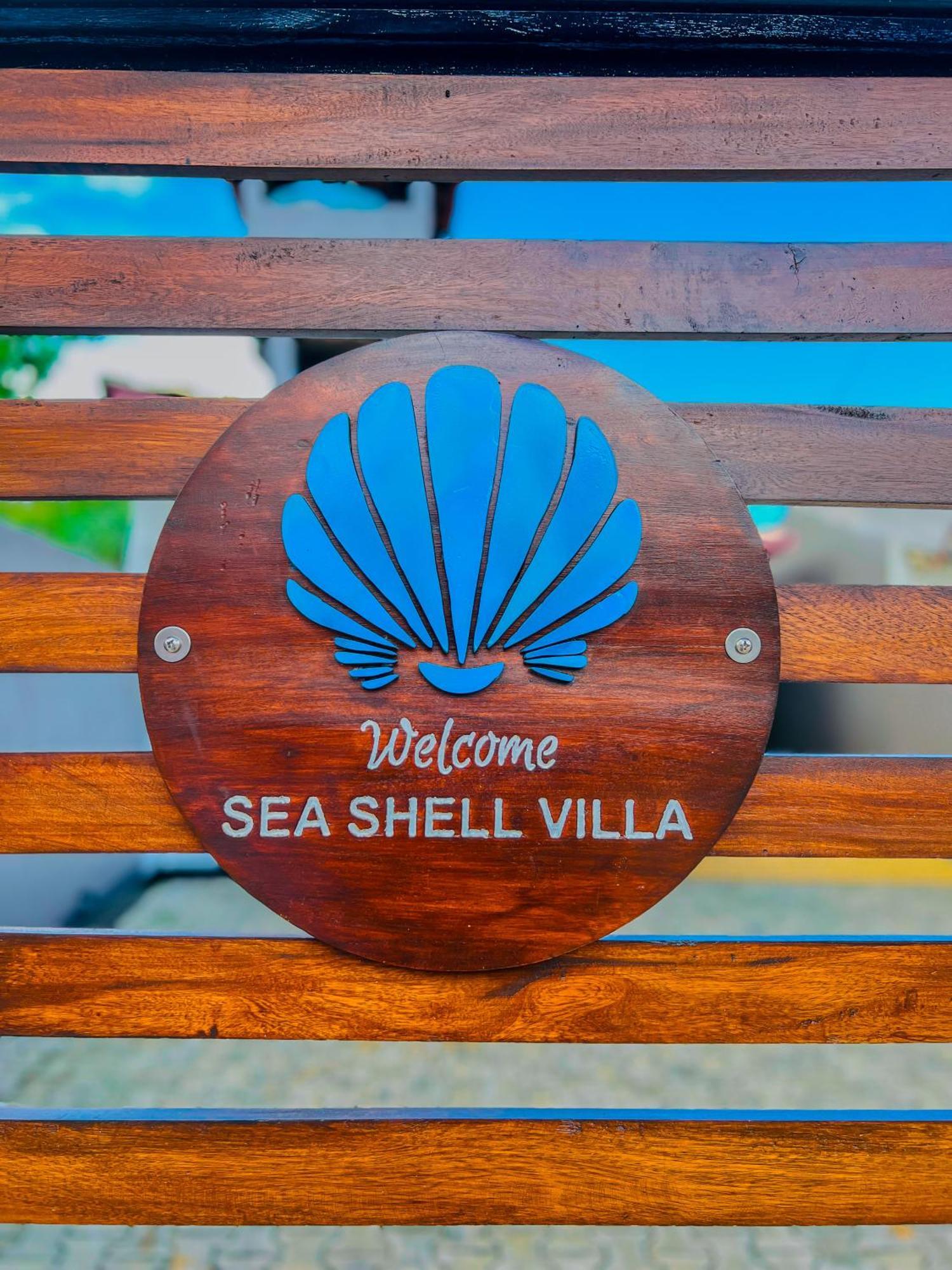 Sea Shell Villa Hikkaduwa 2 Separate Cabanas Ocean Front Villa Buitenkant foto